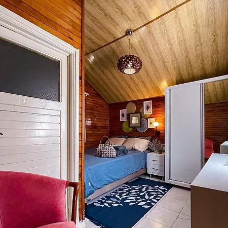 Otel Cuba Side